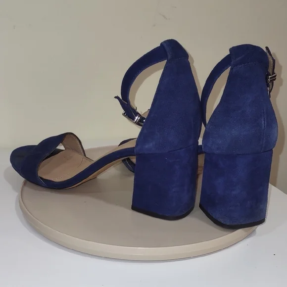 Gianni Bini Navy Blue Block Heel Sandals - Picture 4 of 6
